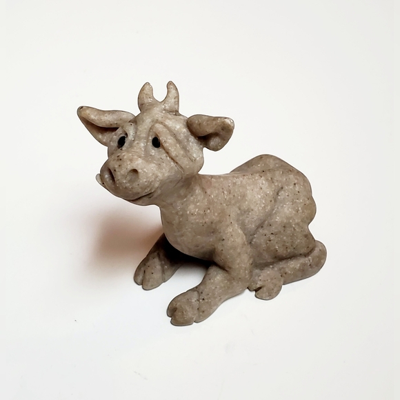 Vintage Quarry Critters Clover the Cow Second Nature Designs 2.5" Stone Figurine - Picture 1 of 3